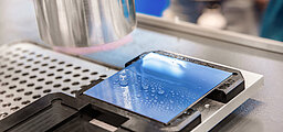 Plasma activation plastic material